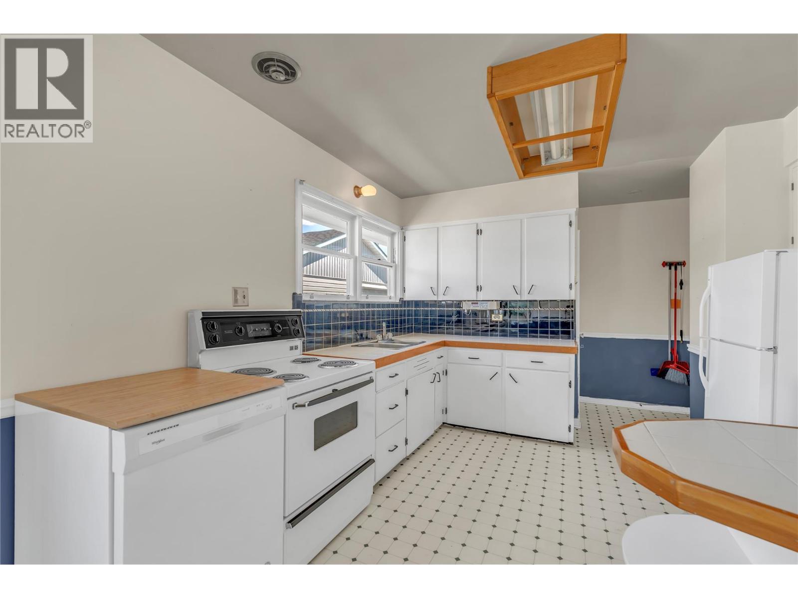 1412 Manitoba Street, Penticton
