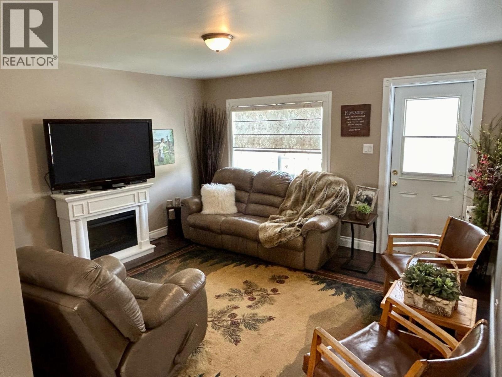 5604 49 STREET, Fort Nelson
