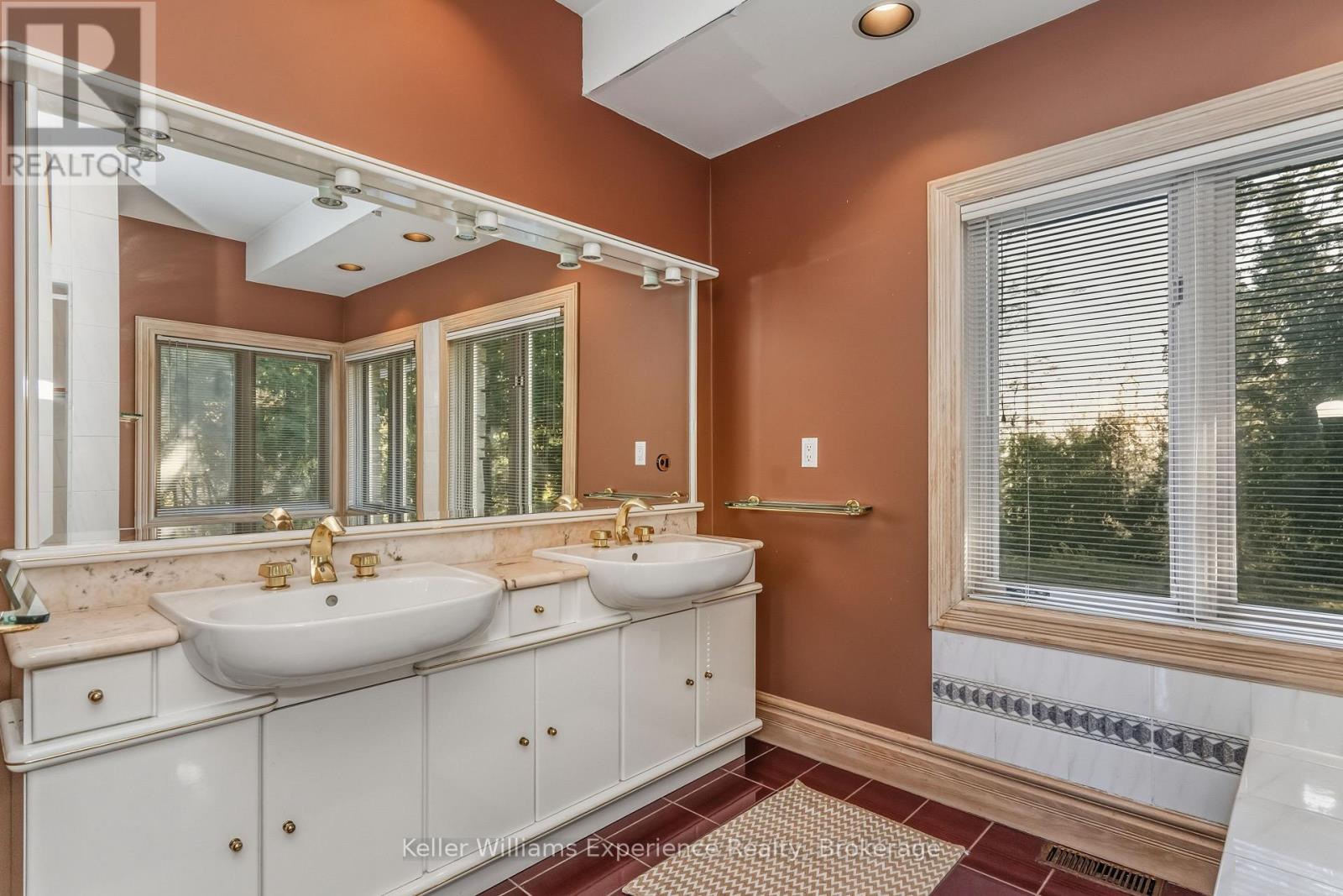 804 KINGS FARM ROAD - 20