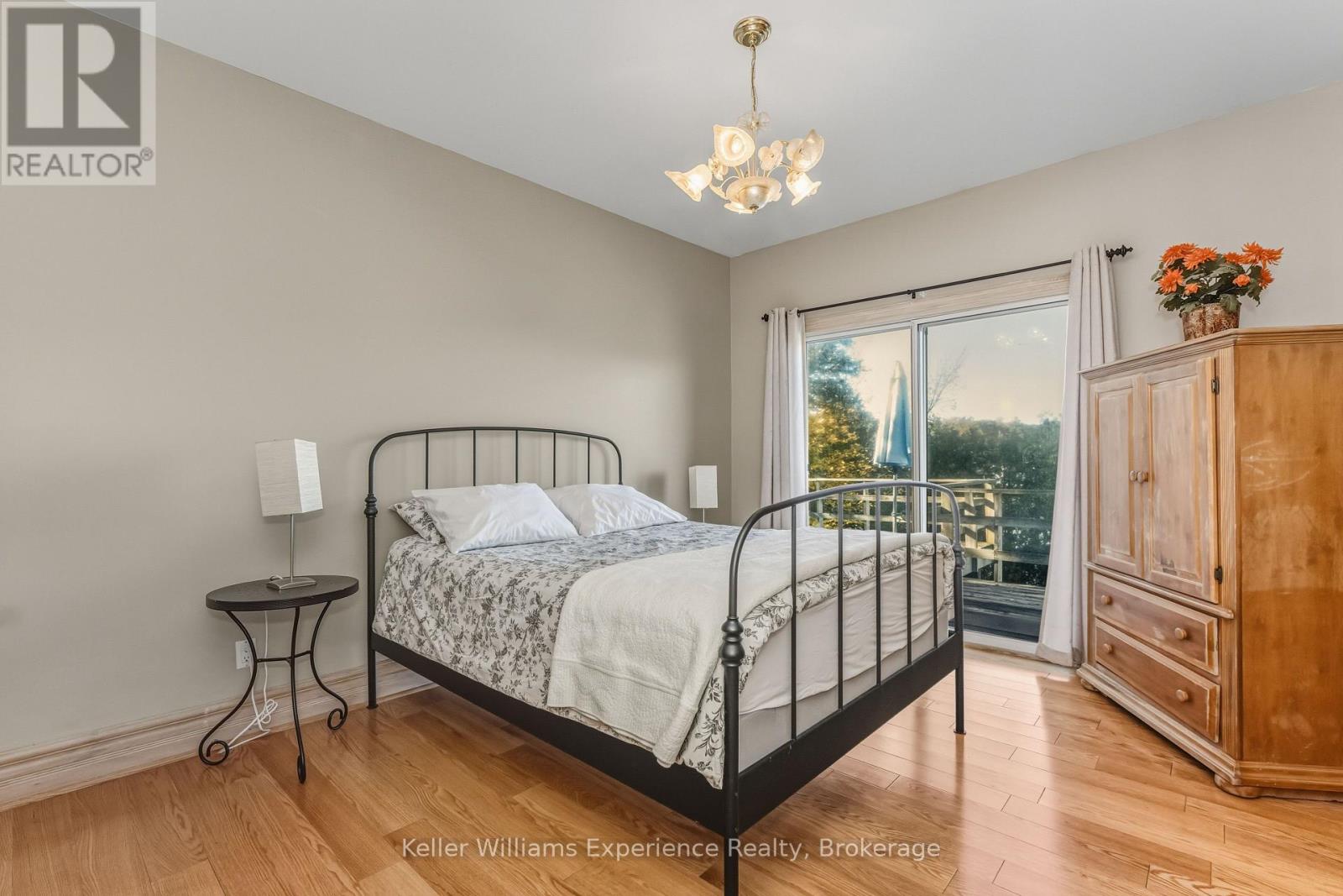 804 KINGS FARM ROAD - 23