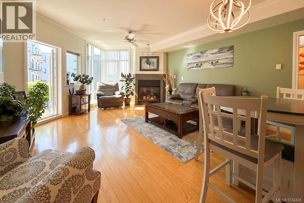305 2676 Island Hwy S, Campbell River