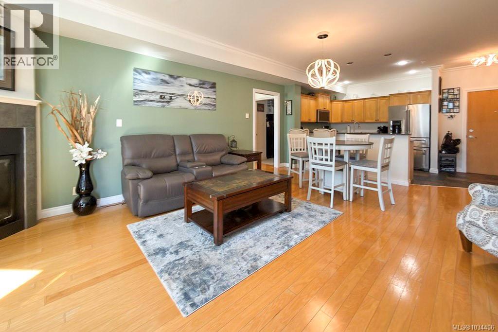 305 2676 Island Hwy S, Campbell River
