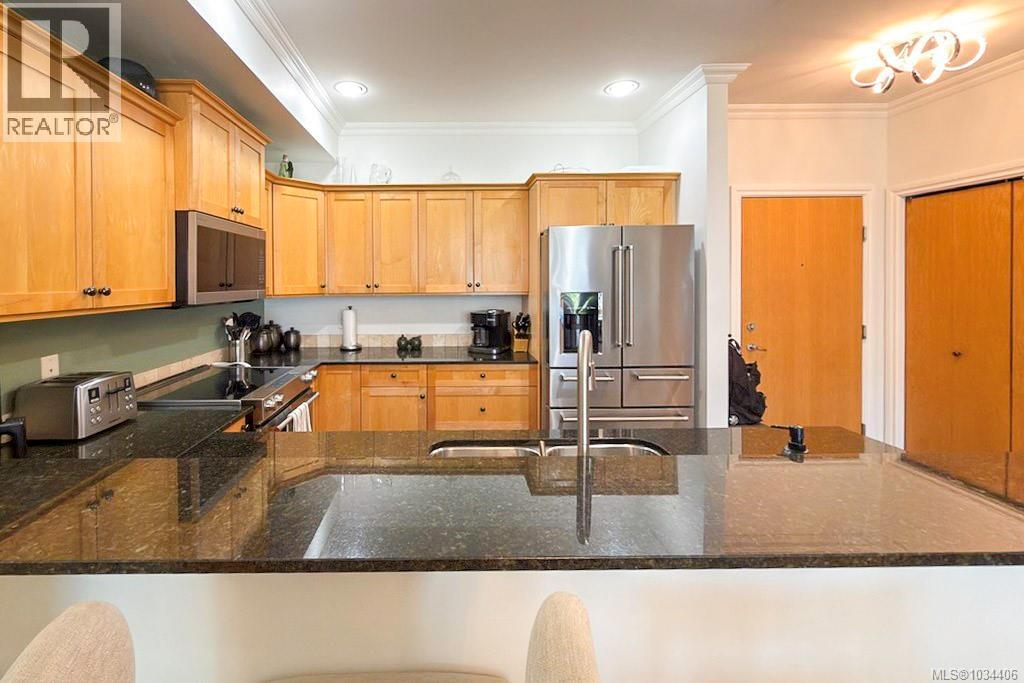 305 2676 Island Hwy S, Campbell River