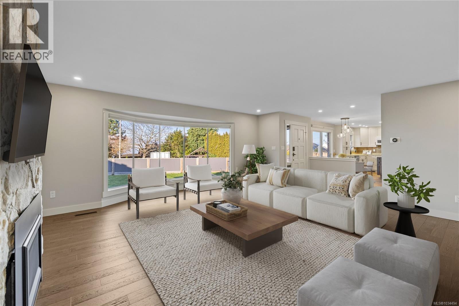 245 Elizabeth Ave - 8