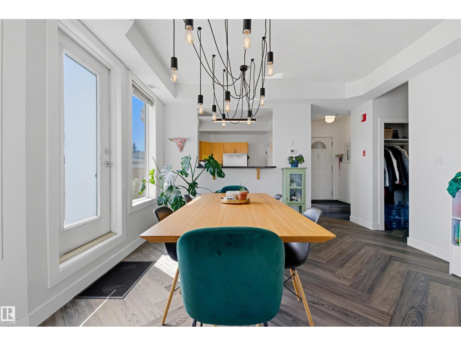 #101 8108 109 ST NW, Edmonton
