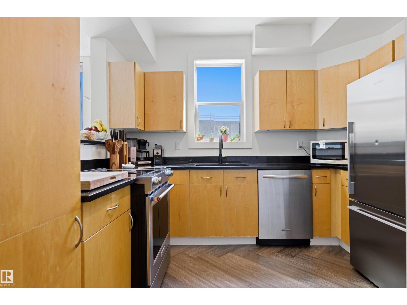 #101 8108 109 ST NW, Edmonton