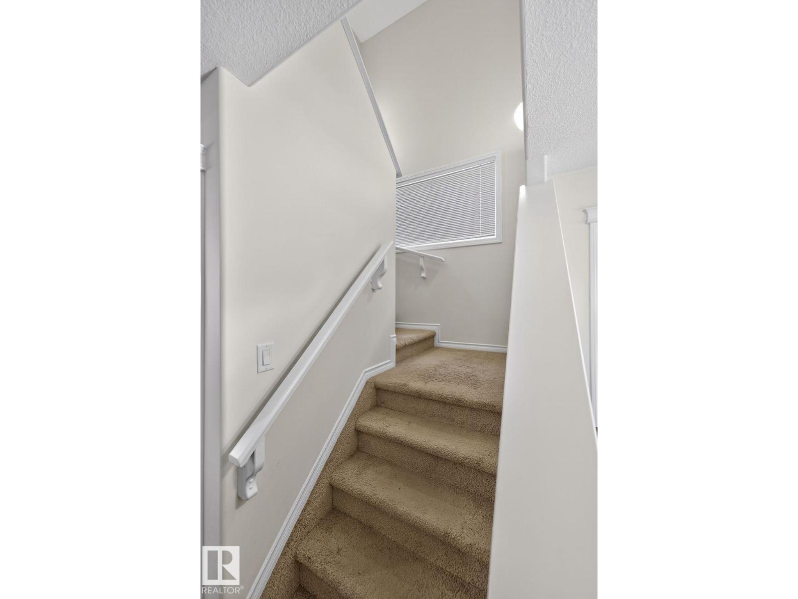 21722 99A AV NW NW, Edmonton