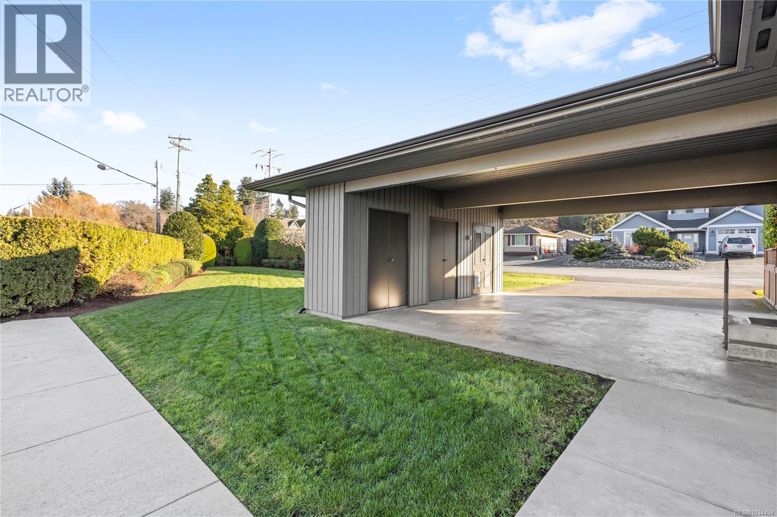 245 Elizabeth Ave - 23