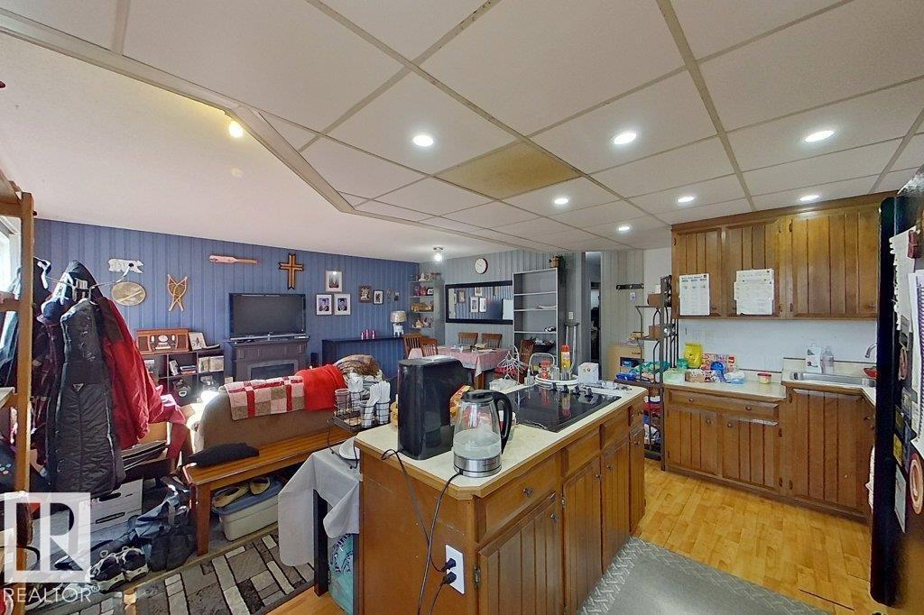 11406 32 ST NW, Edmonton