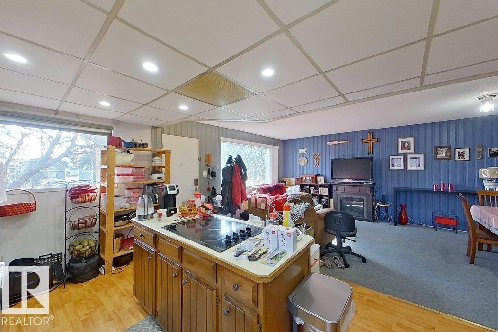 11406 32 ST NW, Edmonton