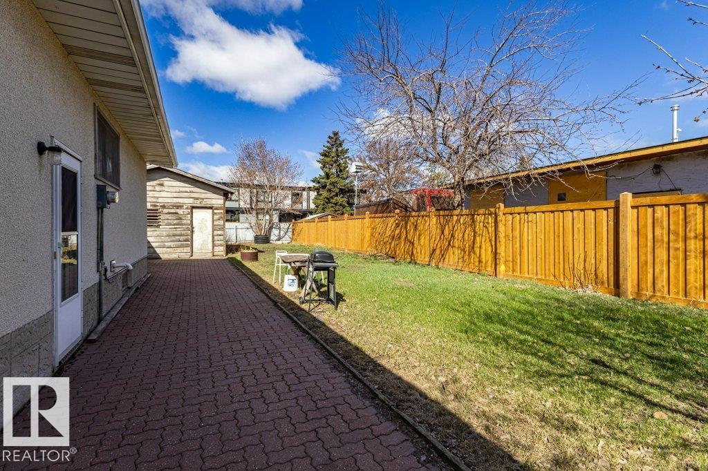 11406 32 ST NW, Edmonton