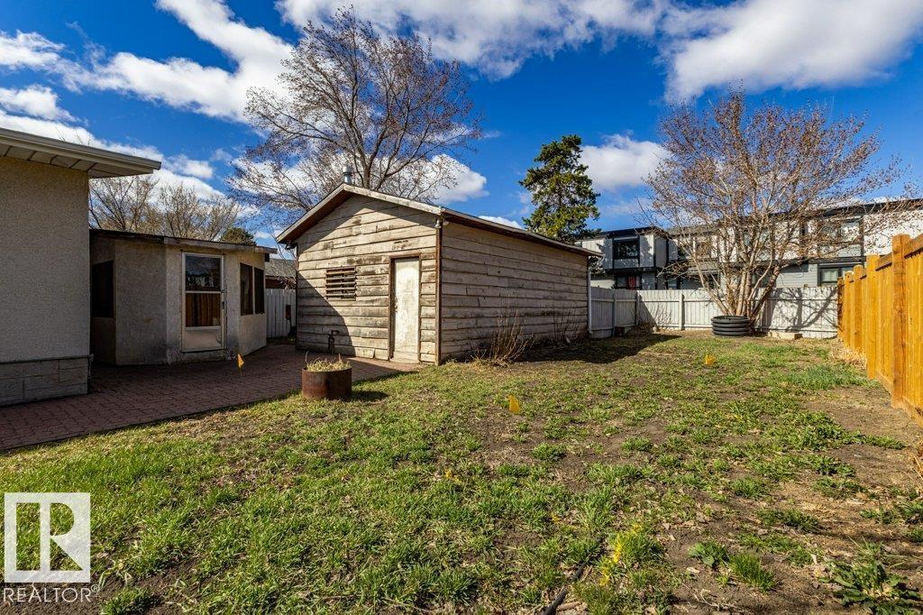 11406 32 ST NW, Edmonton