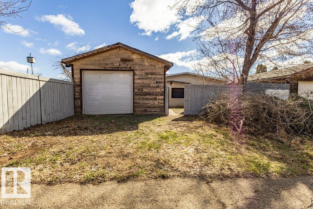 11406 32 ST NW, Edmonton