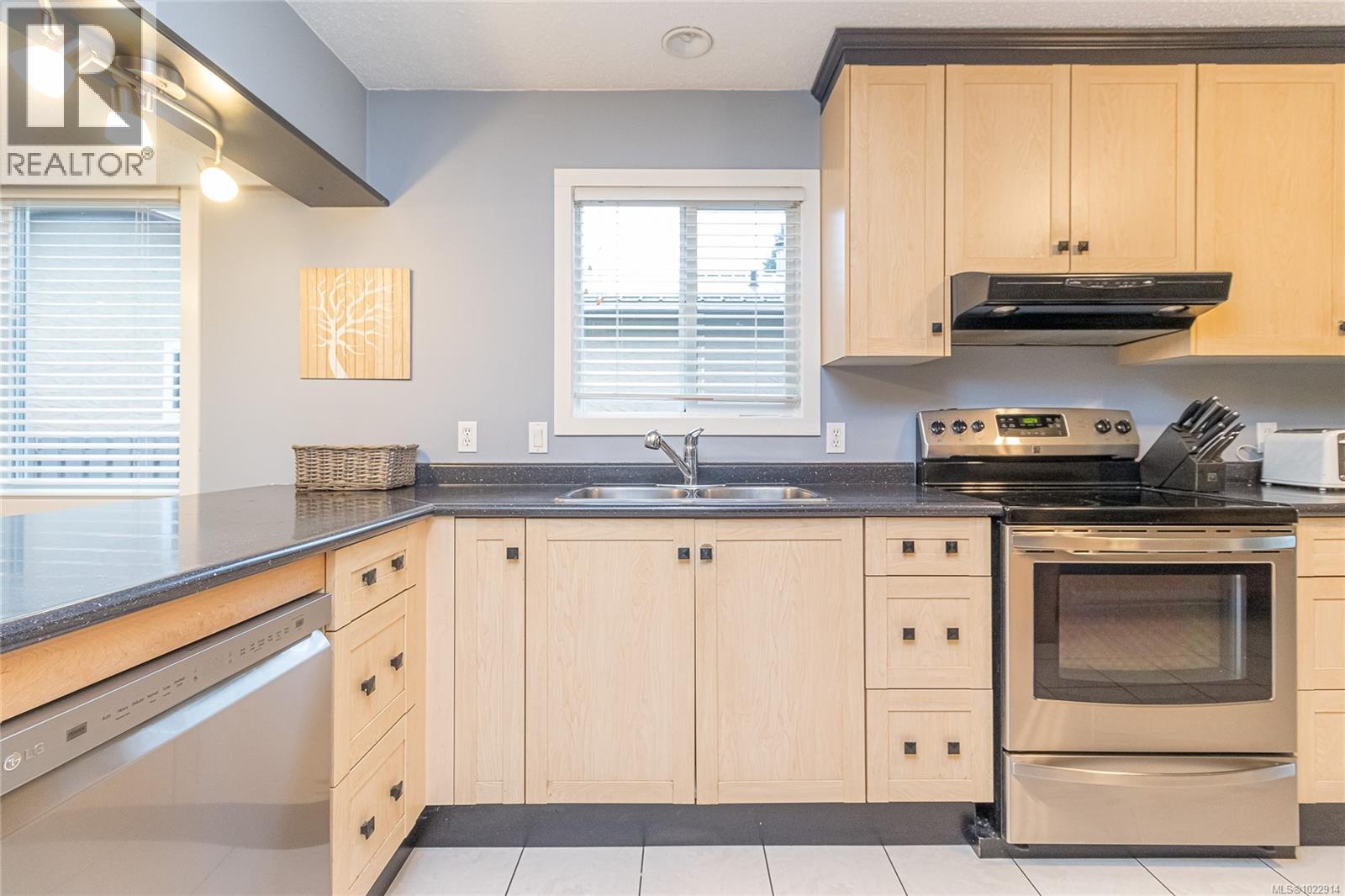 5845 Kinch Ave - 10