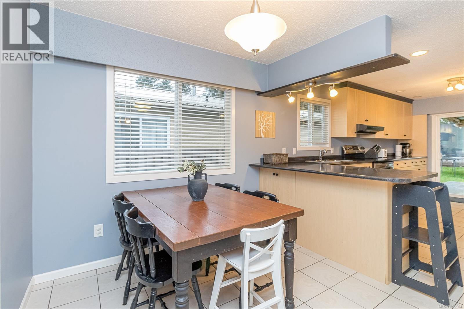 5845 Kinch Ave - 6