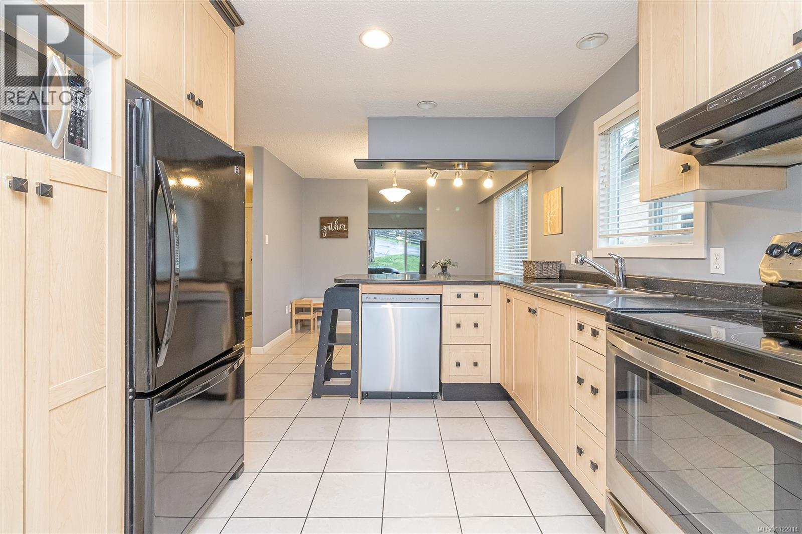 5845 Kinch Ave - 9