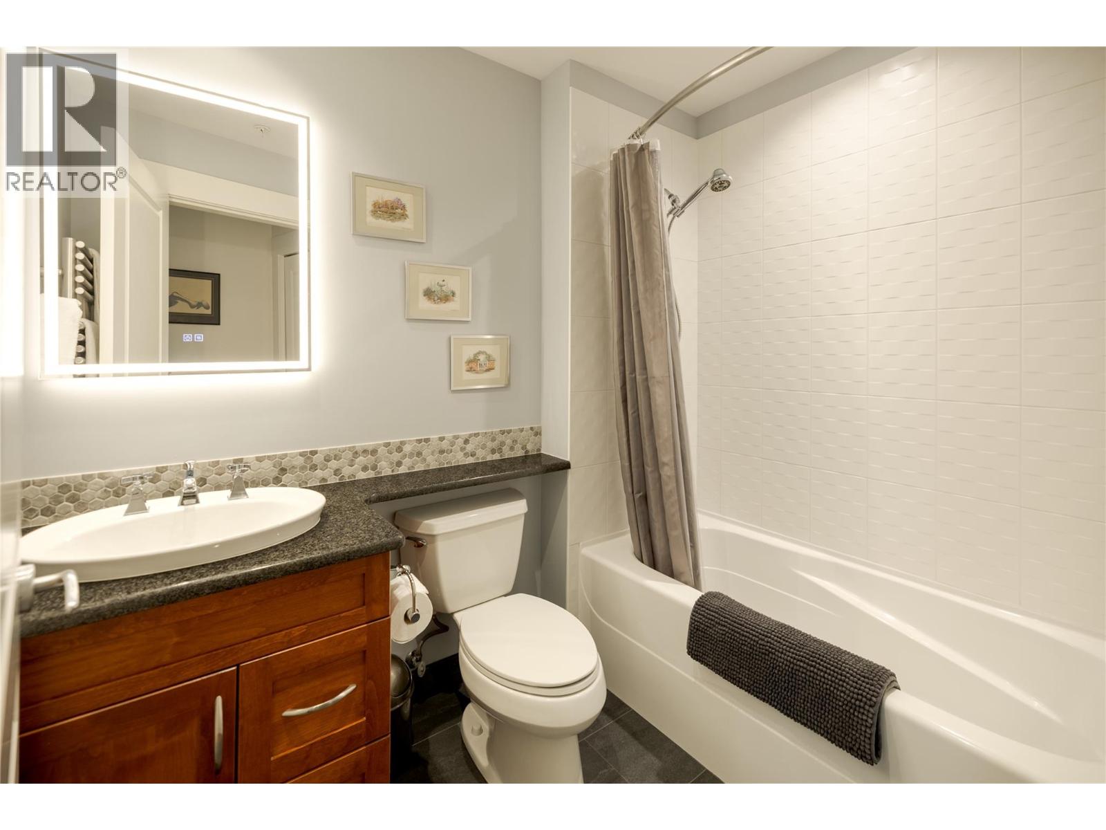 #116 2901 Abbott Street - 29