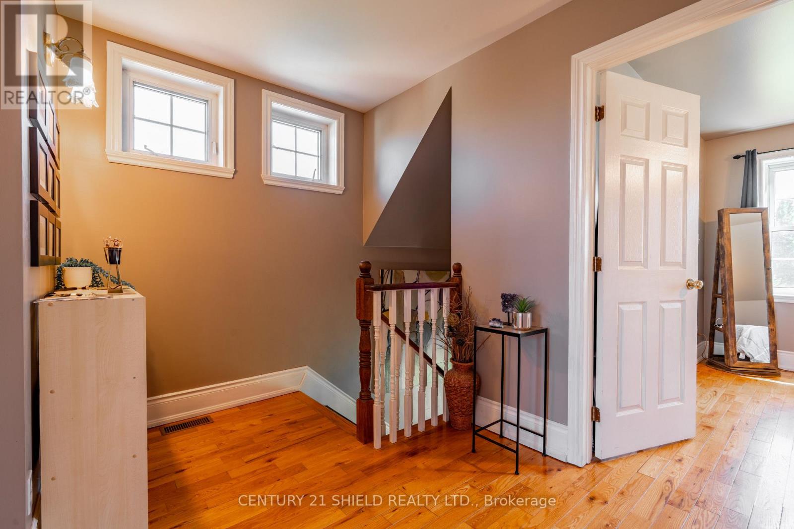 6118 KRAFT ROAD - 37
