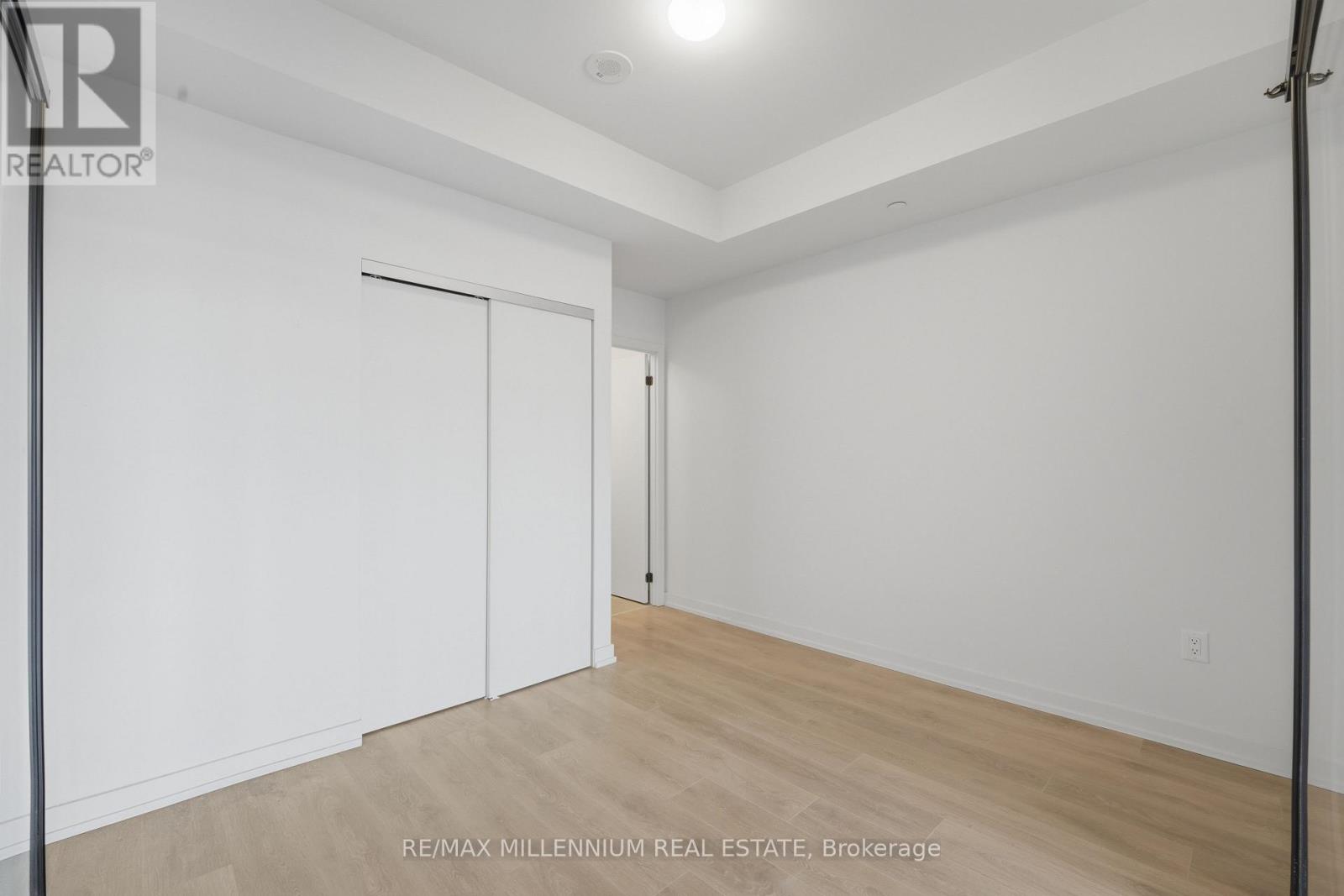 #314 181 STERLING ROAD - 11