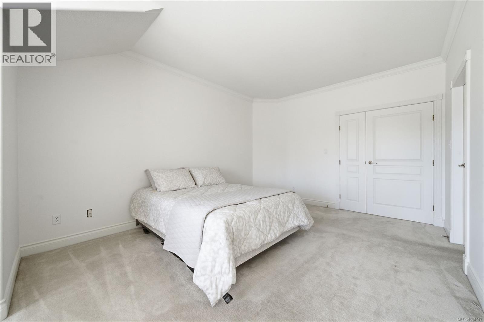 #7 520 Marsett Pl - 34