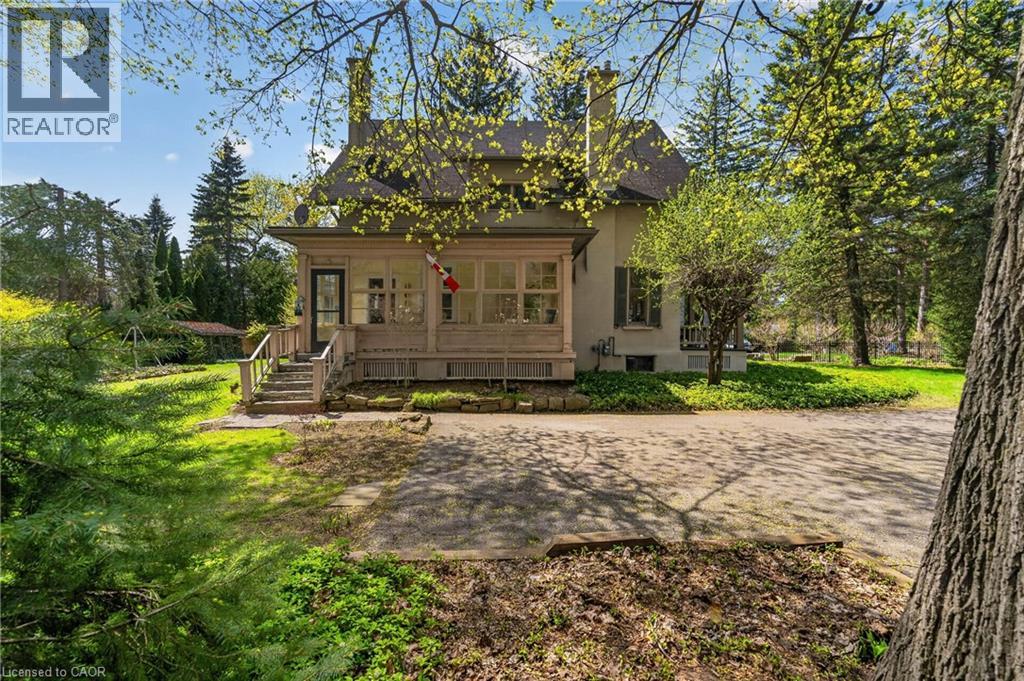 64 JERSEYVILLE Road W, Ancaster, Ontario, L9G1A2 — Photo 4