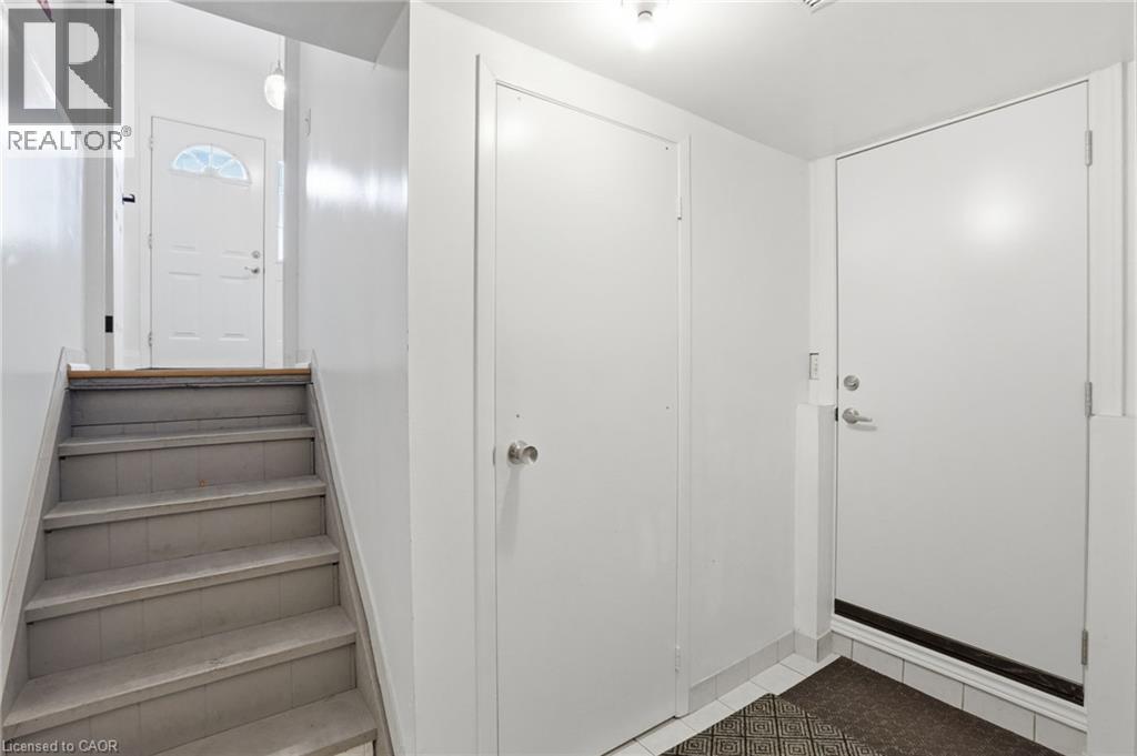 61-61 ALBRIGHT Road, Hamilton, Ontario, L8K6H5 — Photo 32
