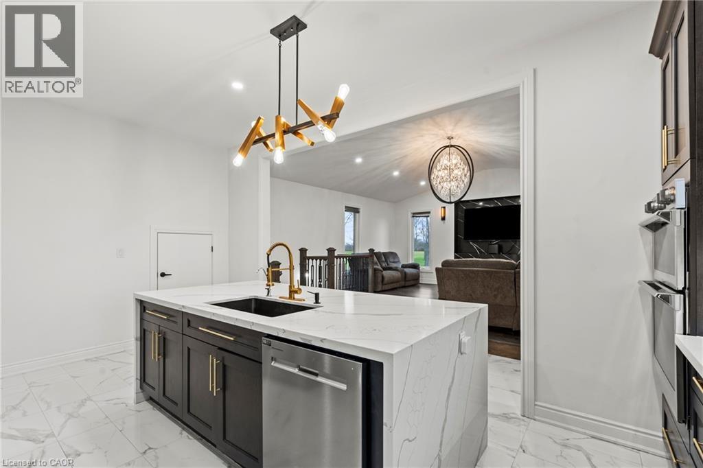 1576 WOODBURN Road, Binbrook, Ontario, L0R1C0 — Photo 11