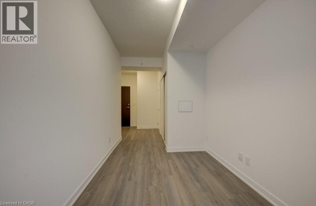 85 W DUKE Street W Unit# 908, Kitchener, Ontario, N2H0B7 — Photo 8