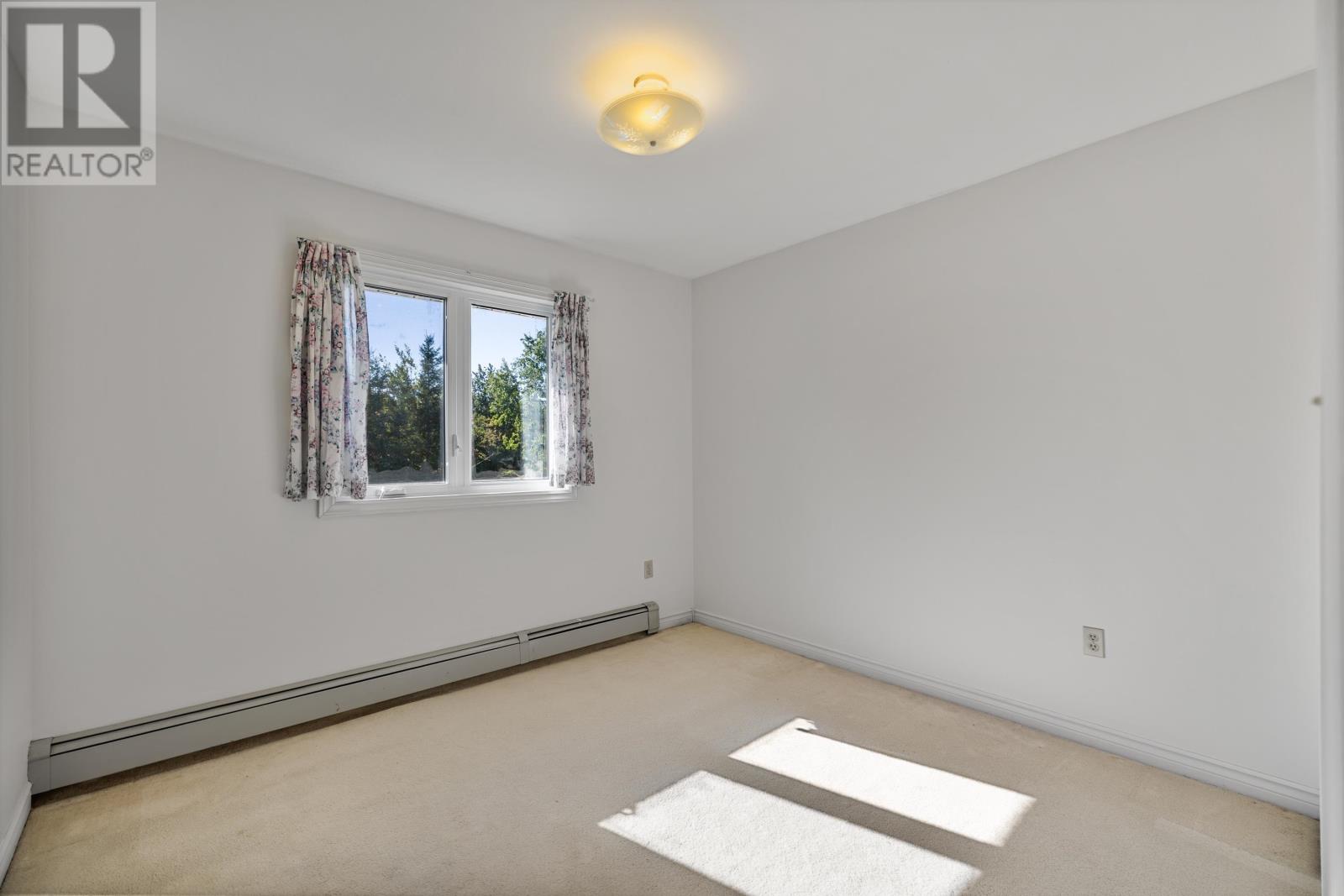 633 Queen Street - 31