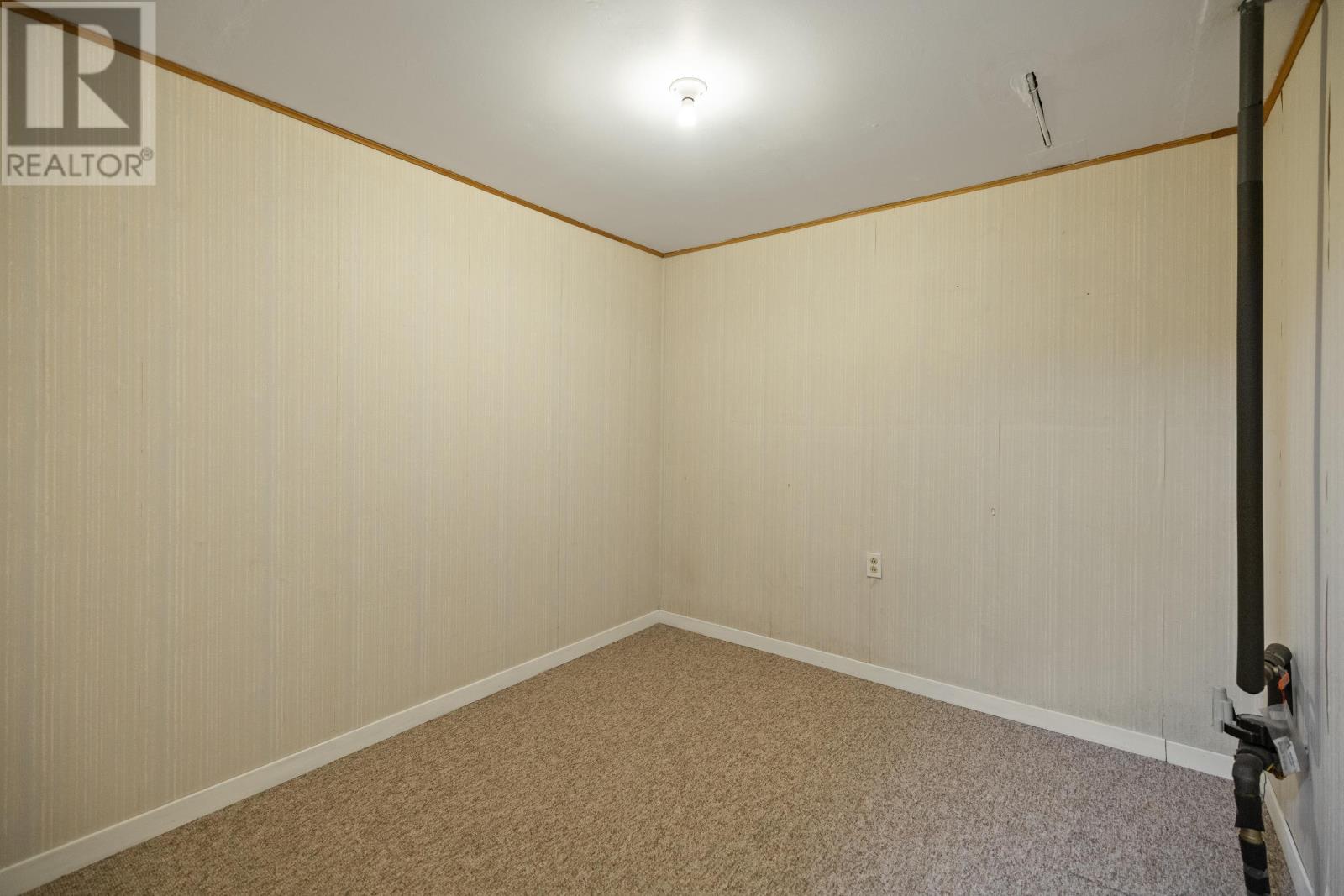 633 Queen Street - 36