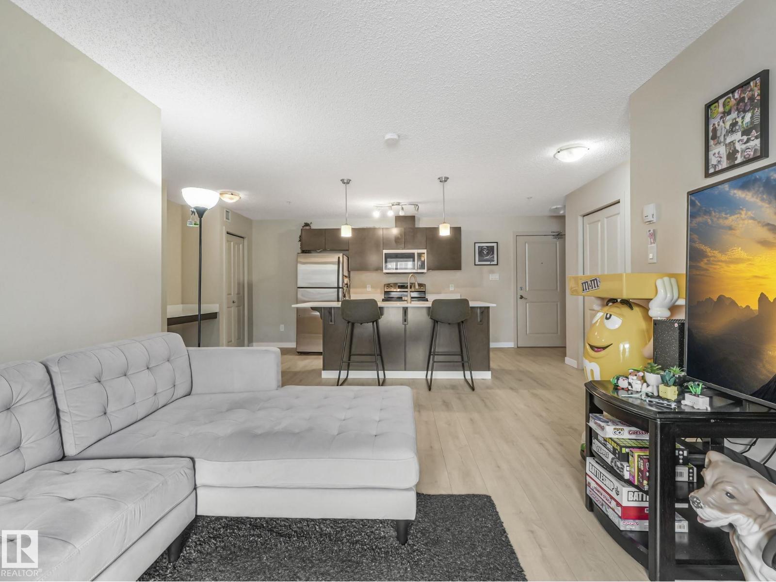 #110 508 ALBANY WY NW - 15