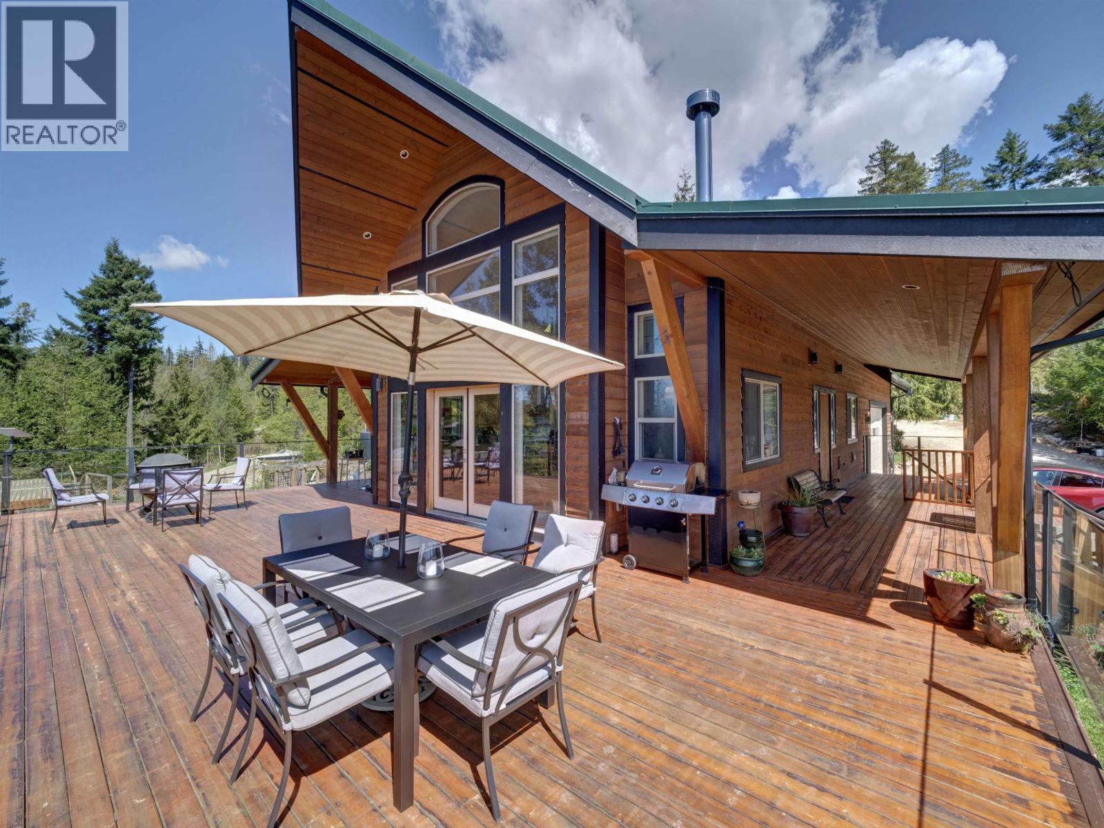 9340 STEPHENS WAY, Halfmoon Bay