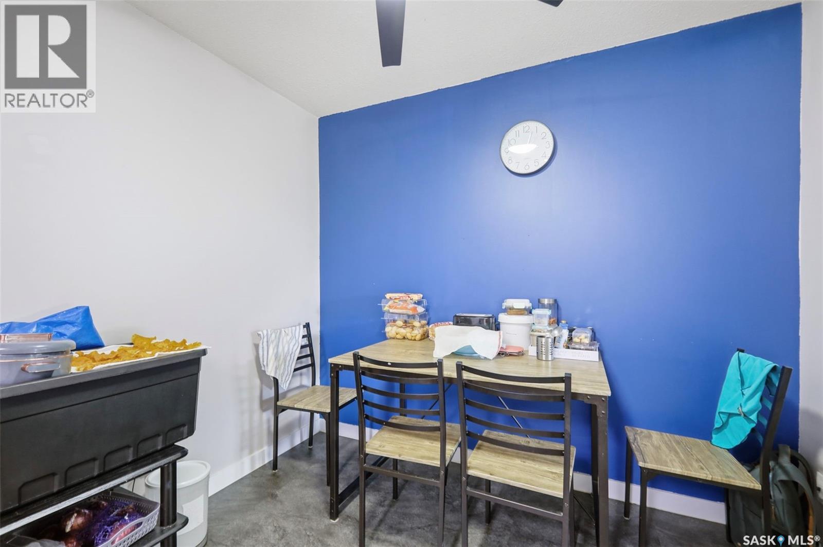 #14 3825 Luther PLACE - 10