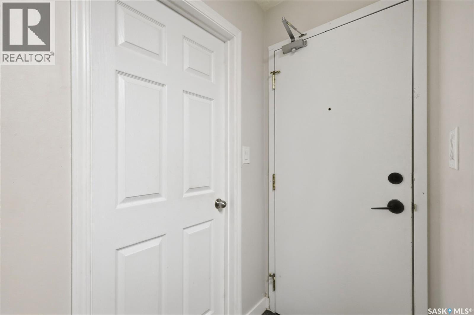 #14 3825 Luther PLACE - 5