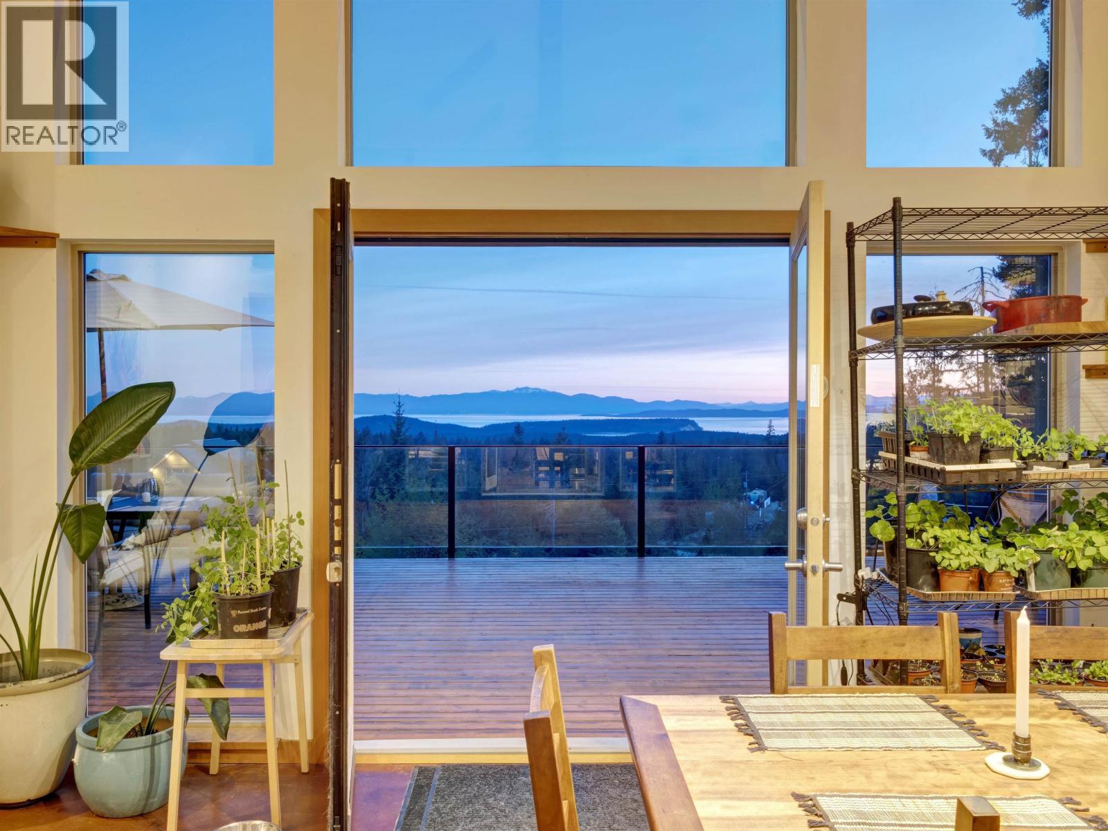 9340 STEPHENS WAY, Halfmoon Bay