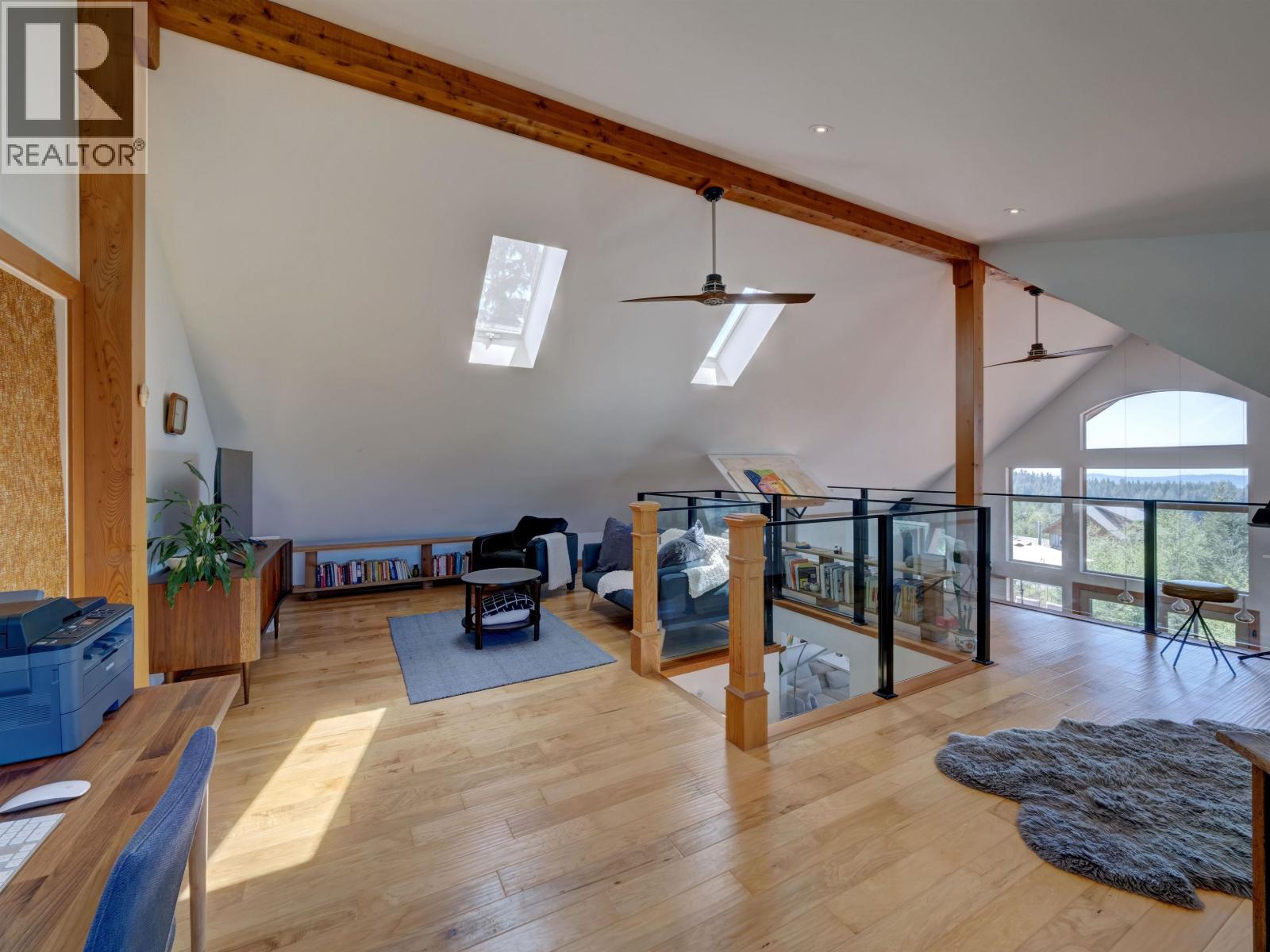 9340 STEPHENS WAY, Halfmoon Bay
