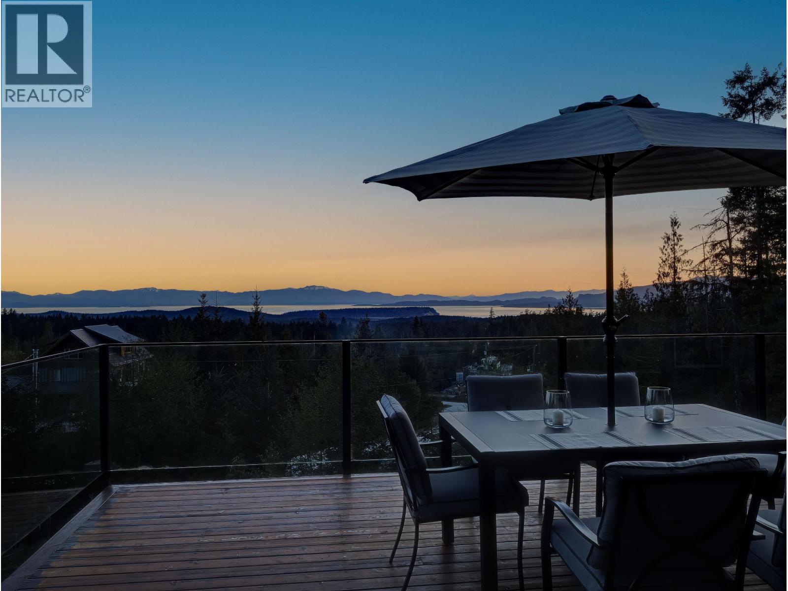 9340 STEPHENS WAY, Halfmoon Bay