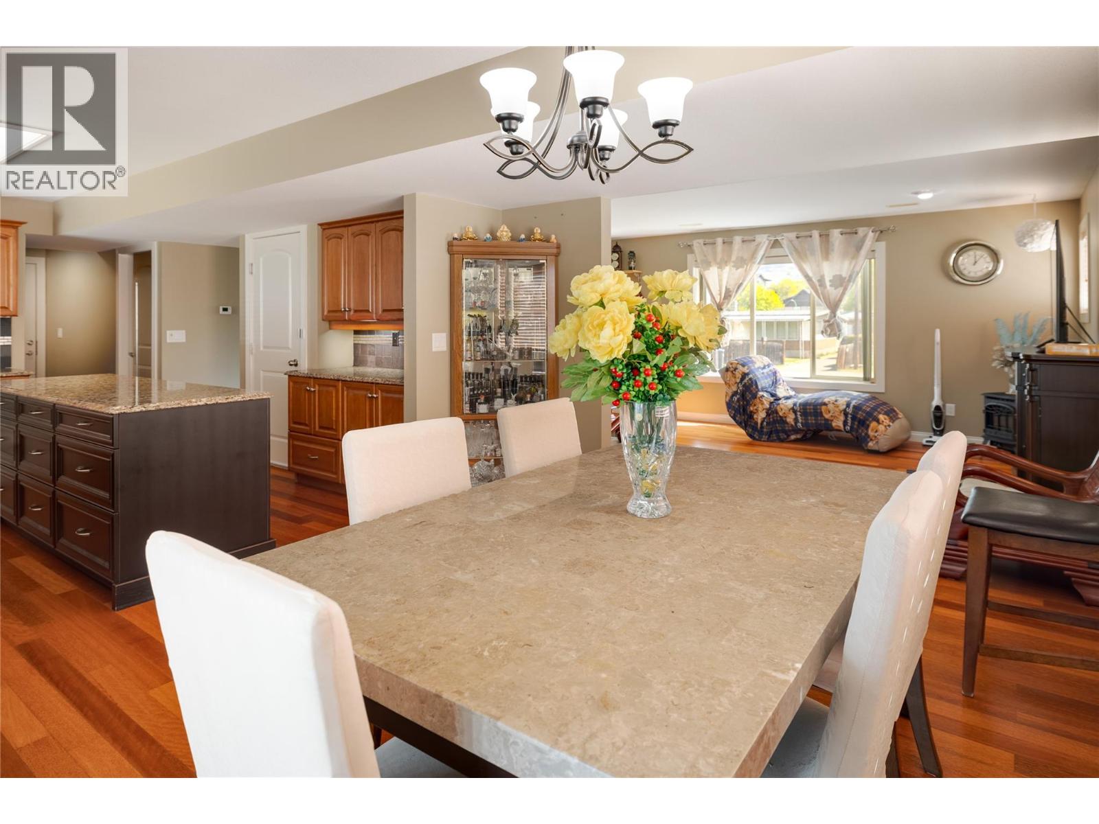 940 Mayfair Road - 13