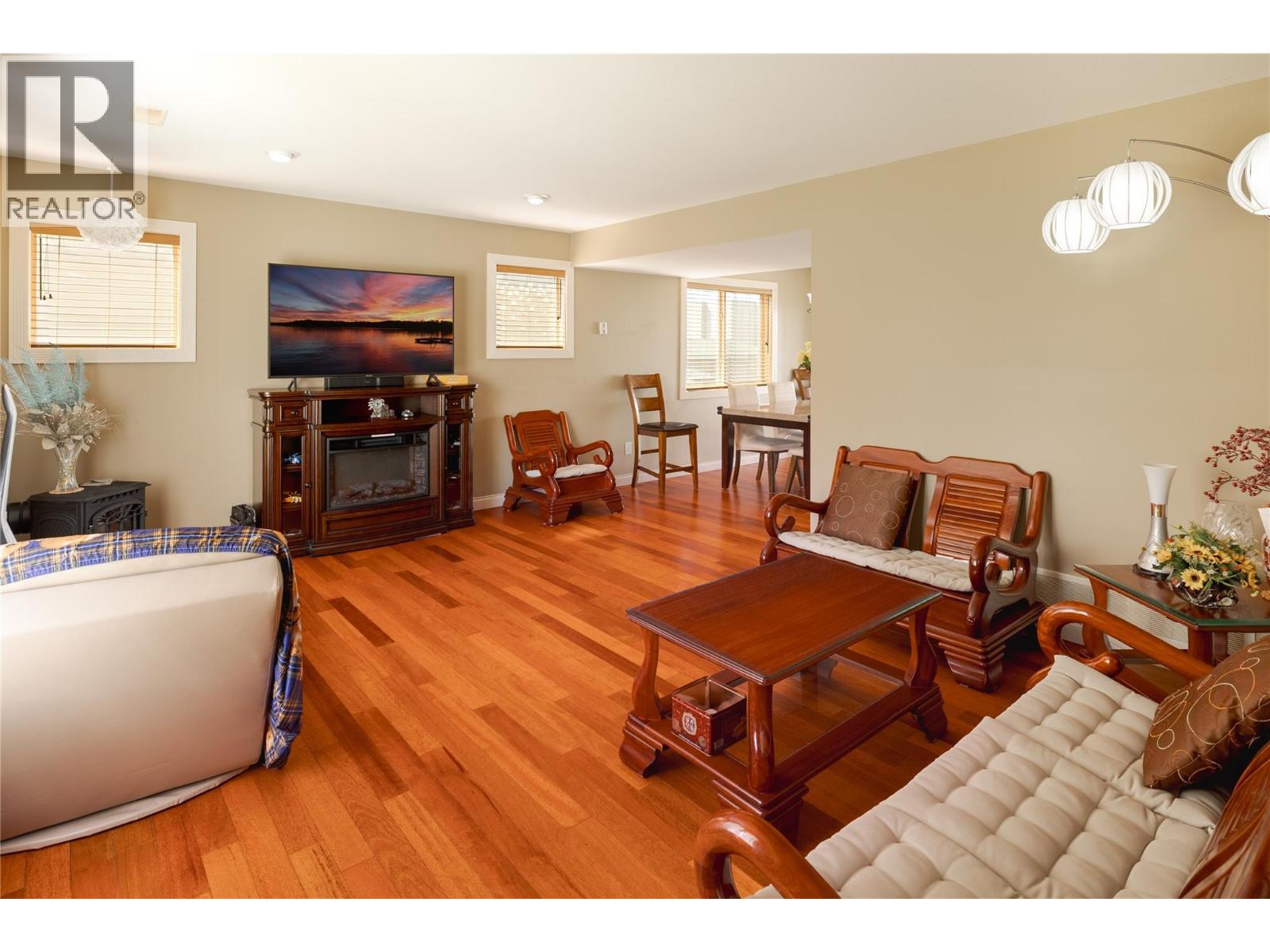 940 Mayfair Road - 16