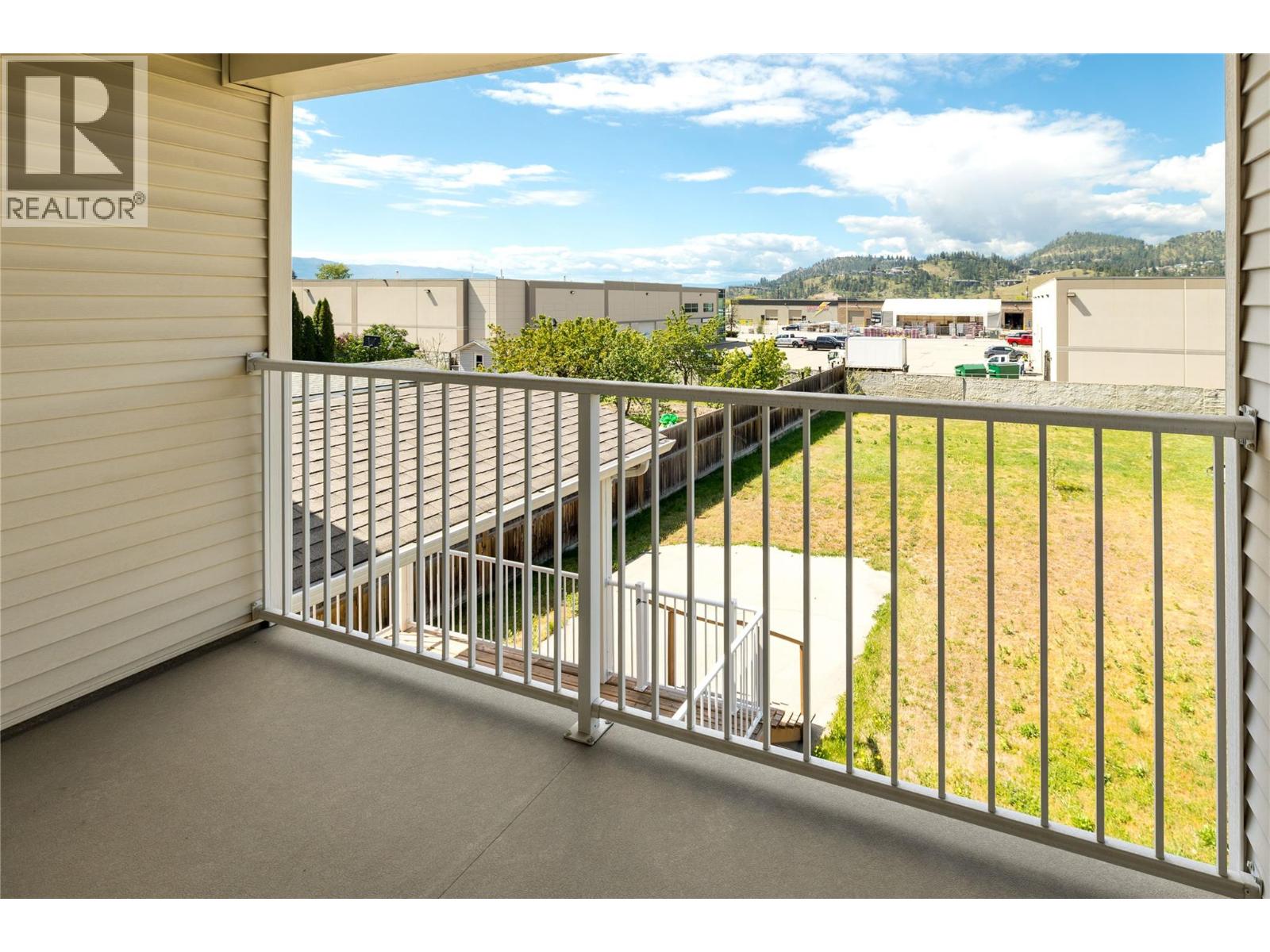  940 Mayfair Road, Kelowna