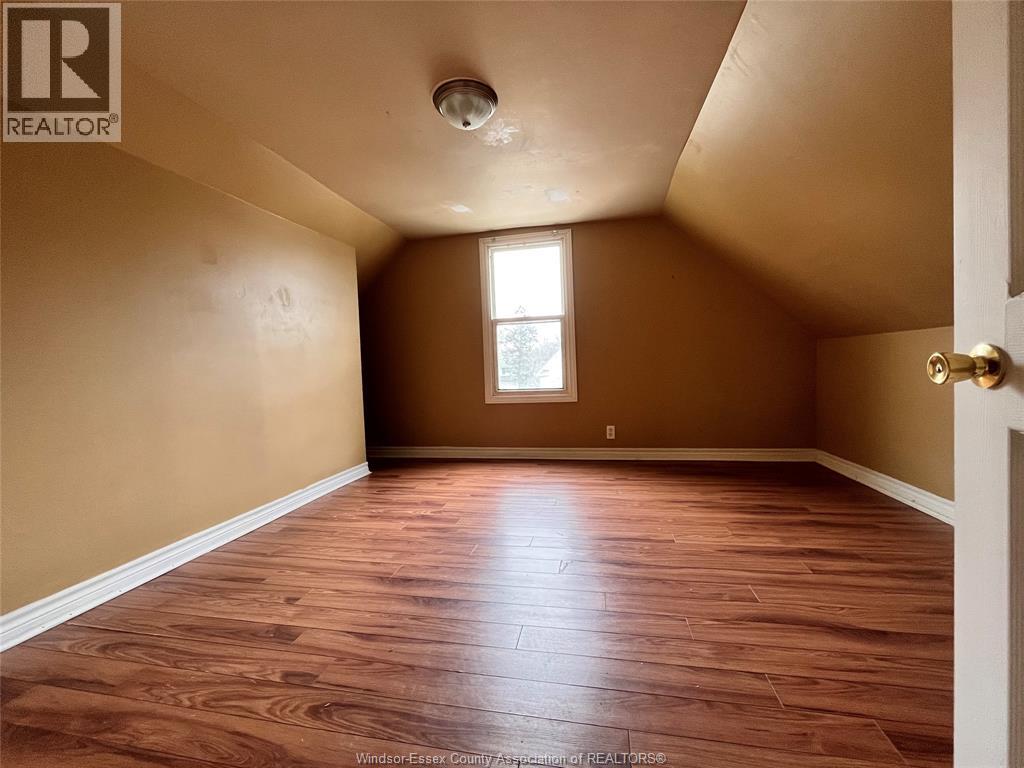 383 BRIDGE, Windsor, Ontario, N9B2M3 — Photo 8