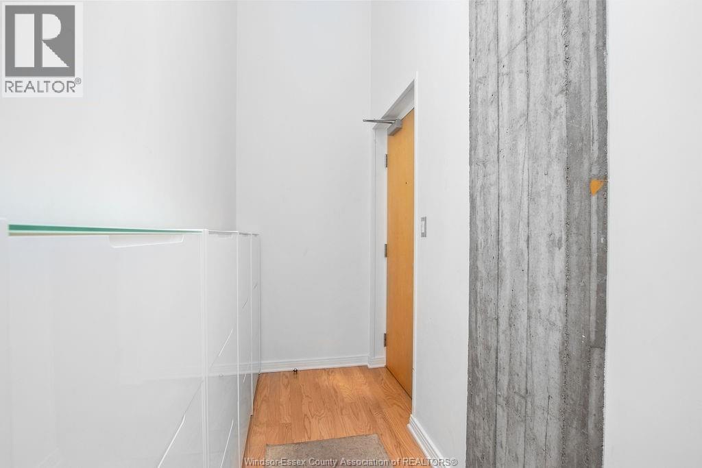 2175 WYANDOTTE STREET East Unit# 409, Windsor, Ontario, N8Y5B9 — Photo 2