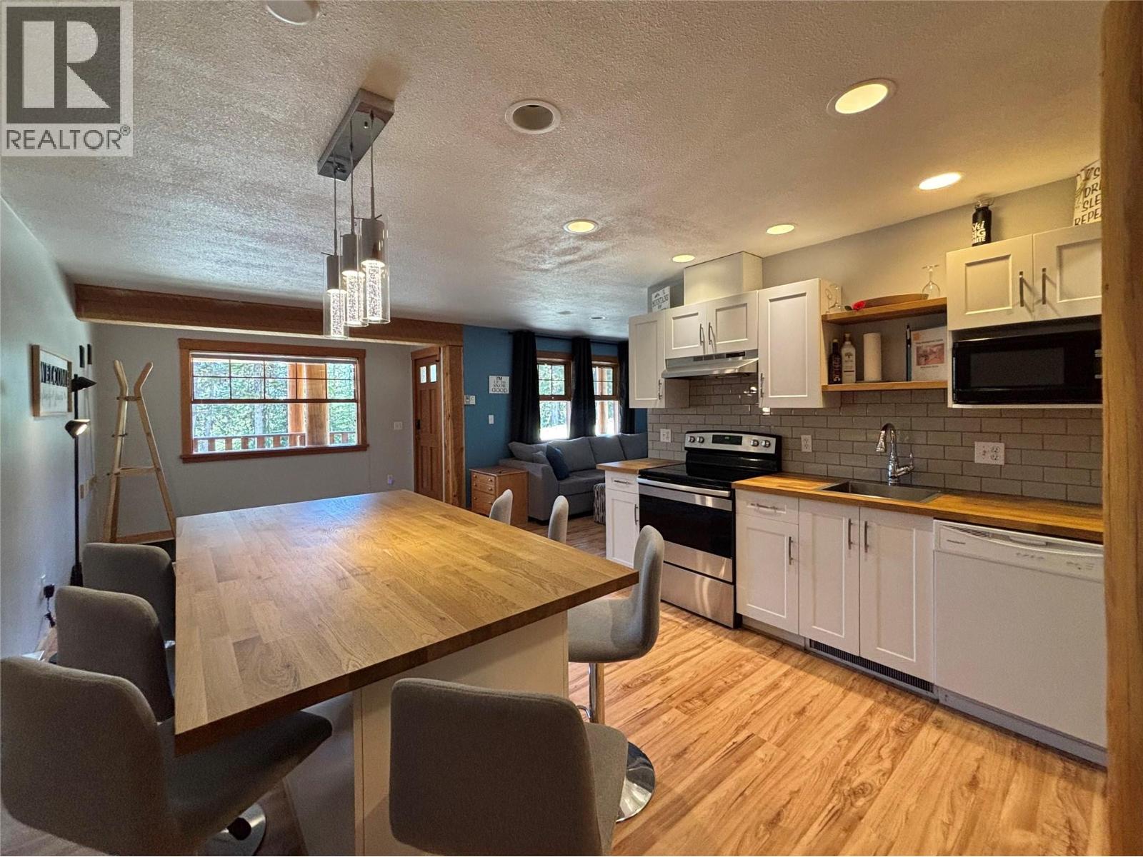 4809 Snow Pines Road Unit# D, Big White