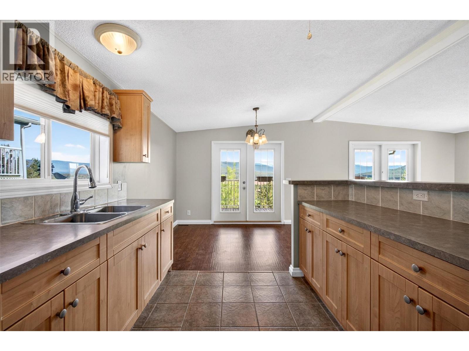 #23 1885 Tappen Notch Hill Road - 19