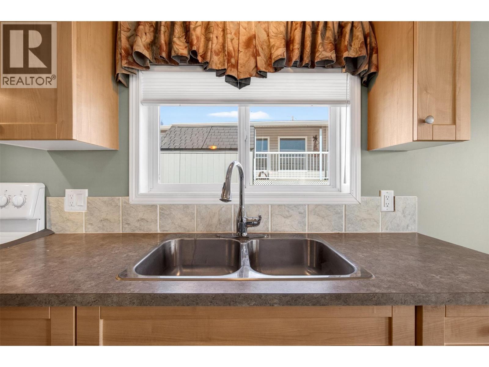 #23 1885 Tappen Notch Hill Road - 20