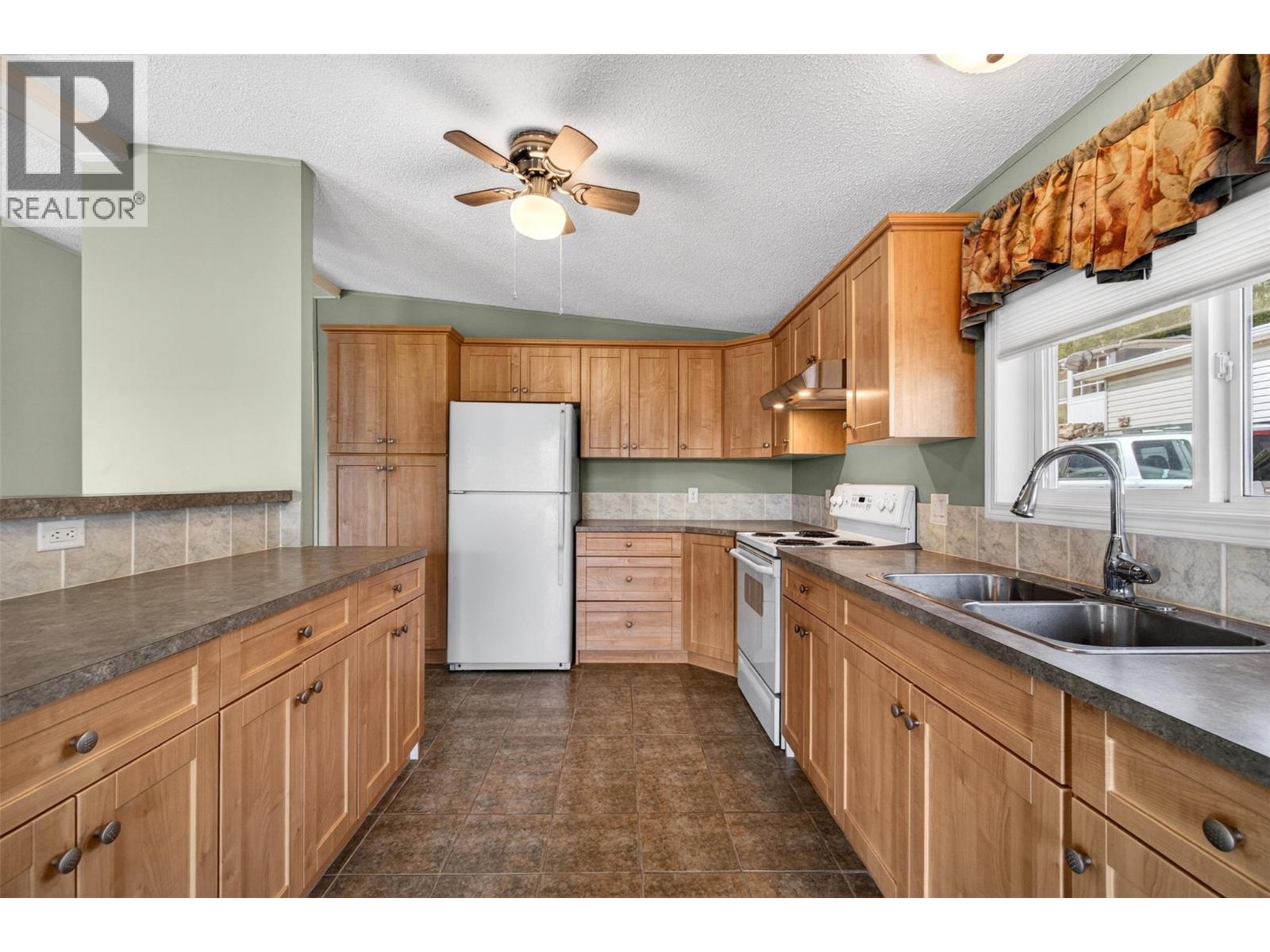 #23 1885 Tappen Notch Hill Road - 21