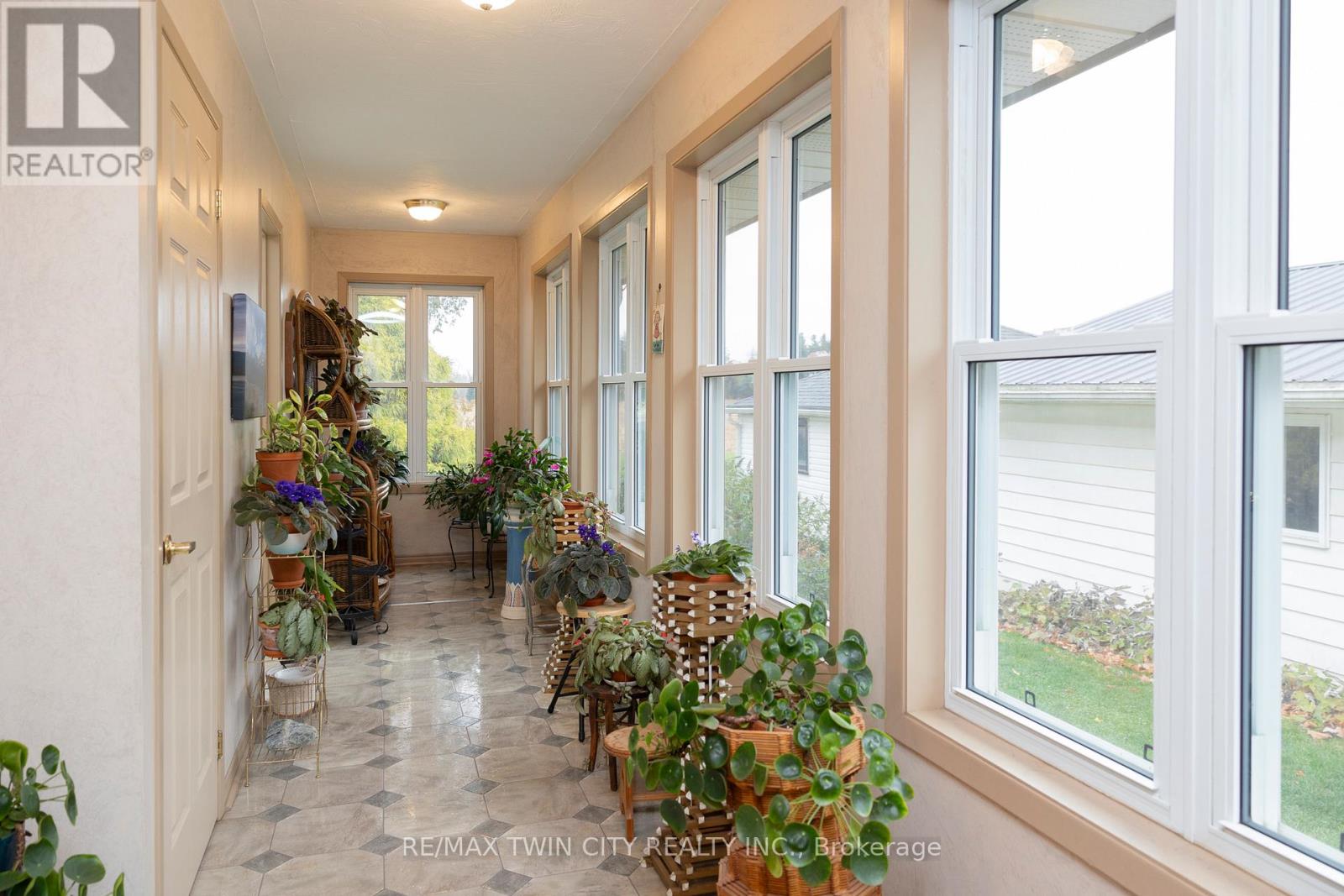 331 MIDDLE TOWNLINE ROAD - 19