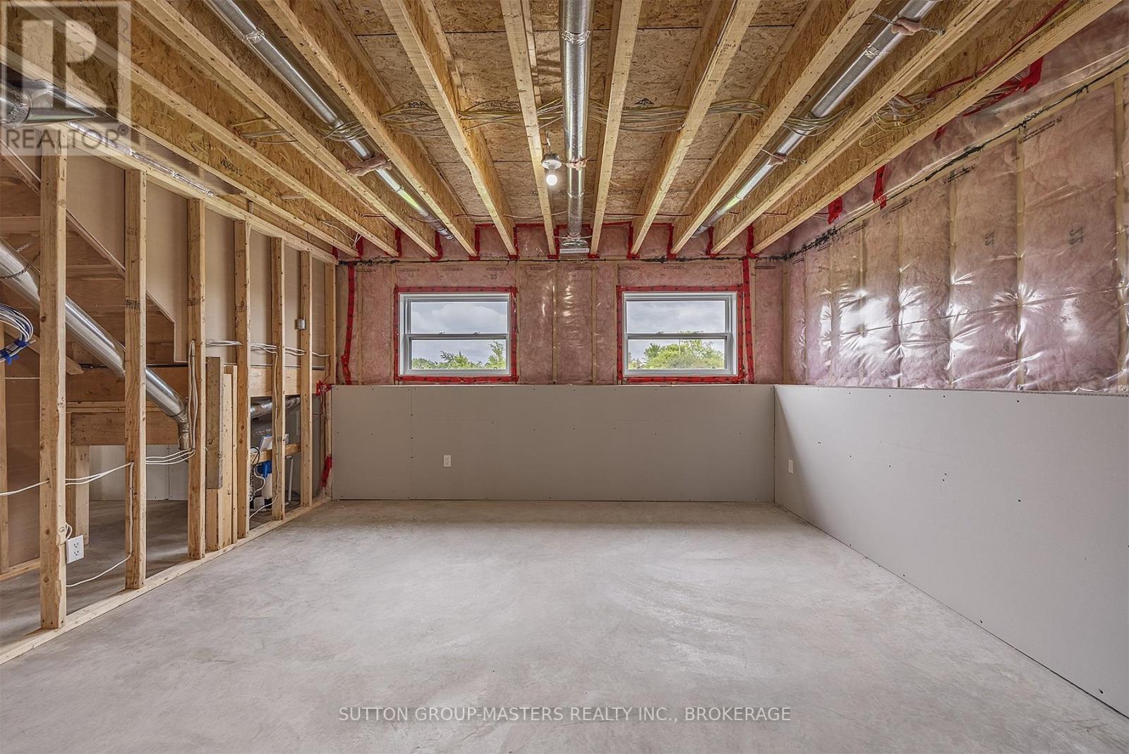 3893 ROUND LAKE ROAD W - 26