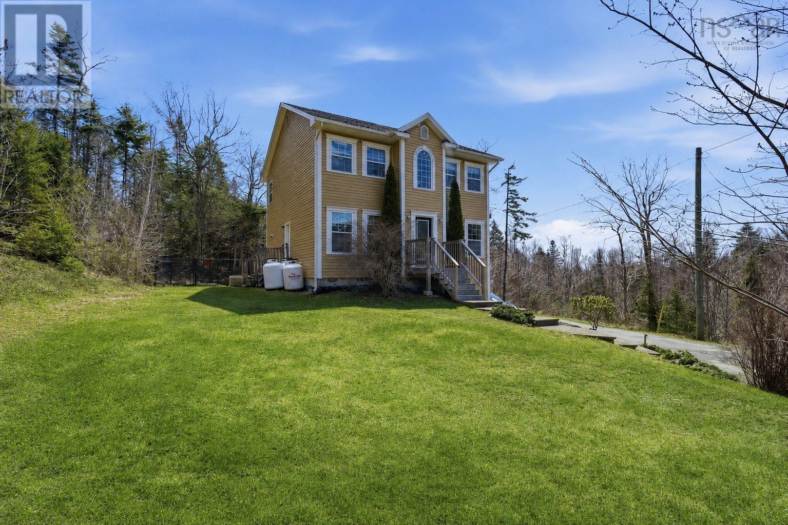 Property 2 of 46 of 130 Snowberry Court