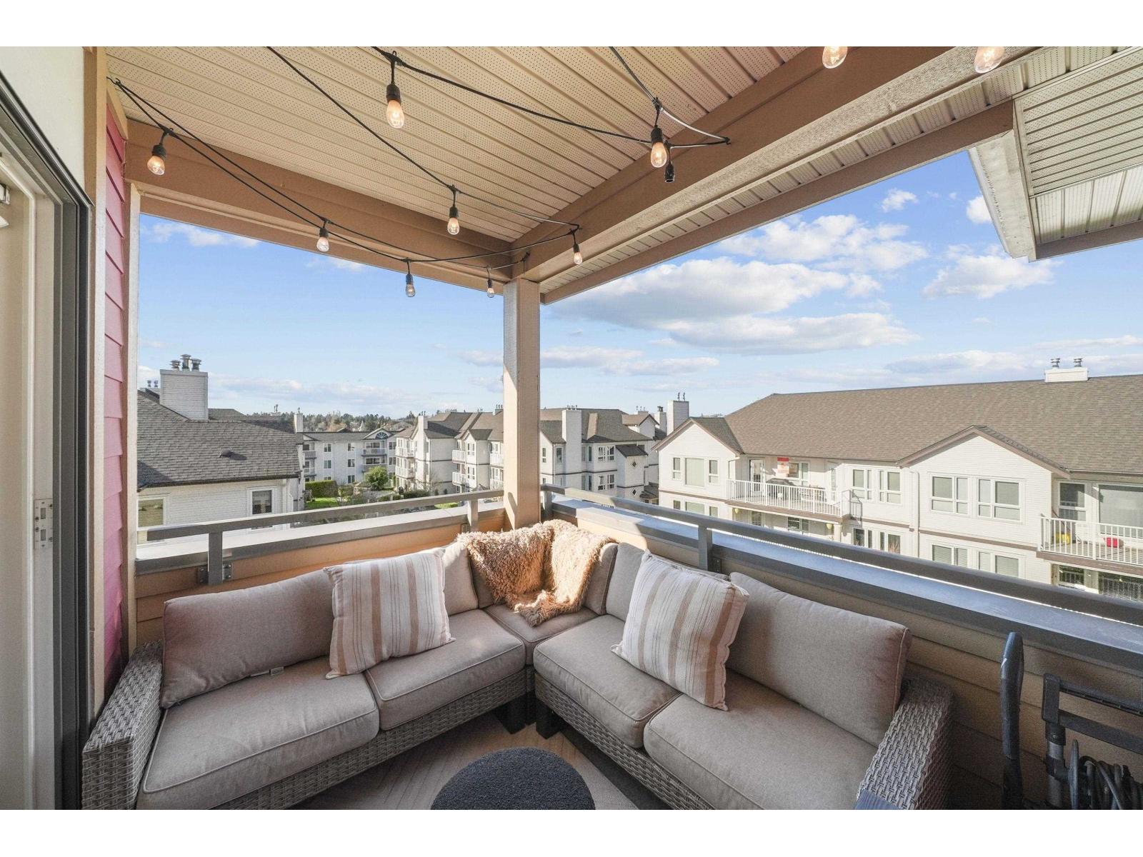 2 Bed, 2 Bath Townhouse for Sale in Surrey – 406 5811 177B STREET, Surrey – MLS# R3119179 - Image 15
